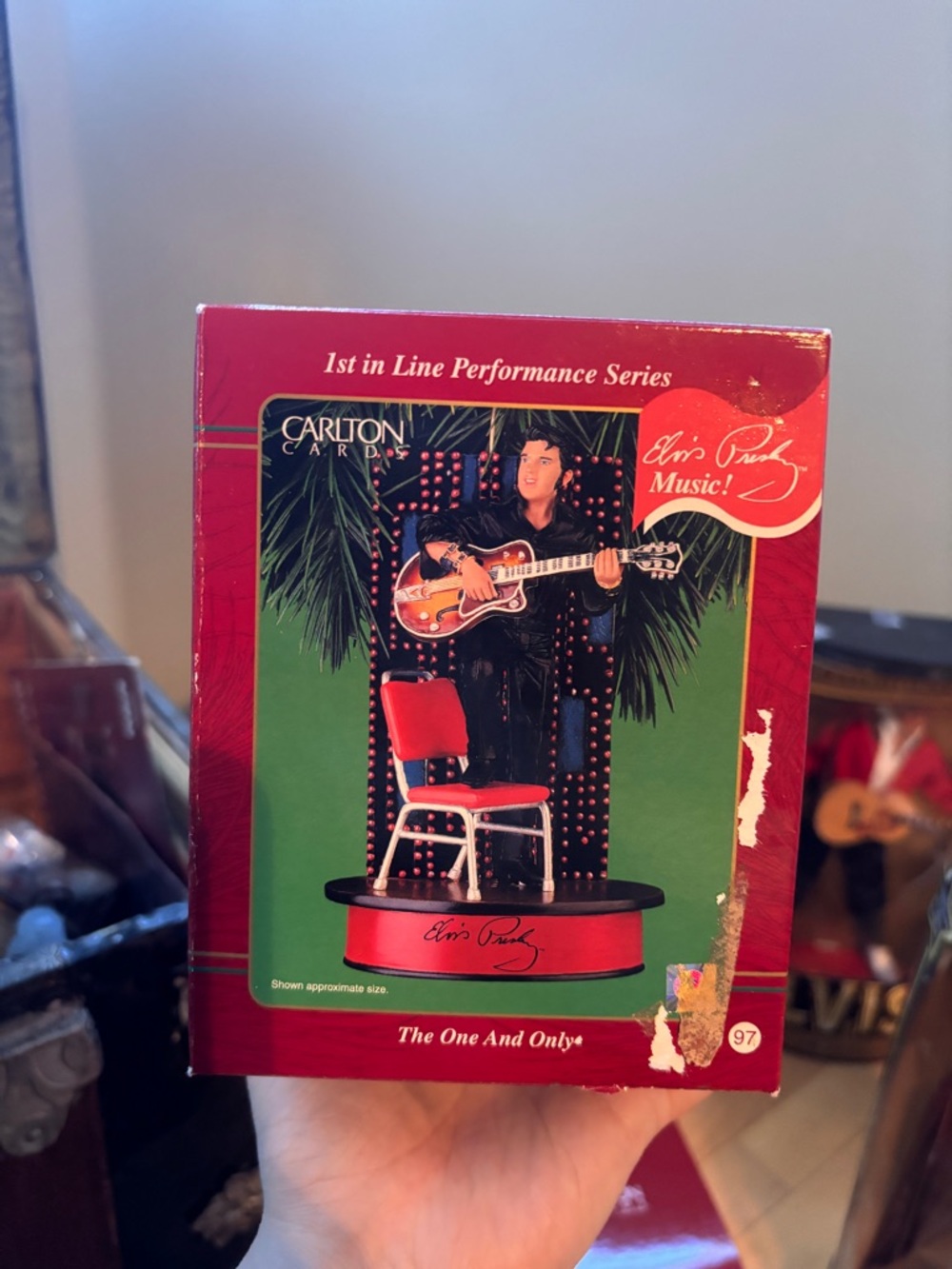 Elvis Presley Figurine Box - Red & Green Packaging